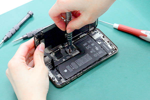 iPhoneの修理受付~完了までの流れ